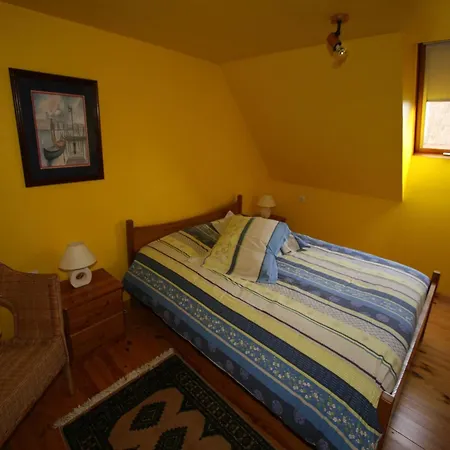 Flat On Small Farm With Indoor Pool Many Activities Kindwiller Apartment *