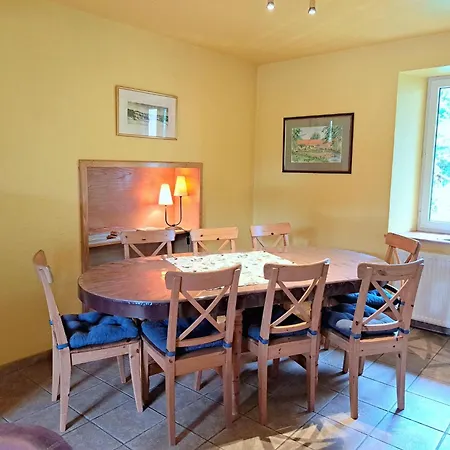 Flat On Small Farm With Indoor Pool Many Activities,kindwiller アパート *